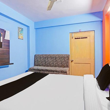 Super Hotel O Karimnagar Exterior photo
