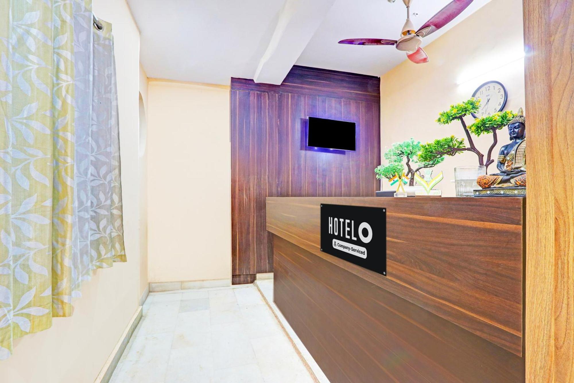 Super Hotel O Karimnagar Exterior photo